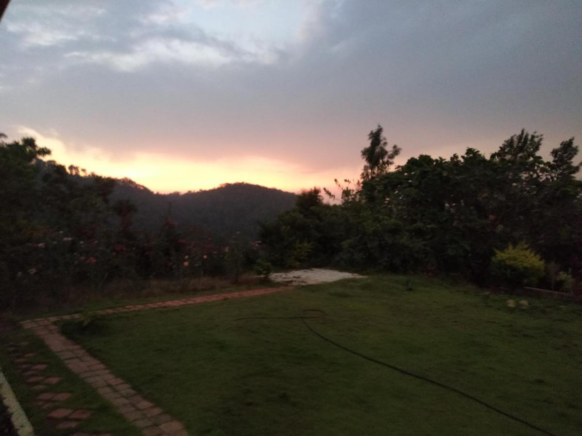 Abiyal Mountain Stay Madikeri Exterior photo